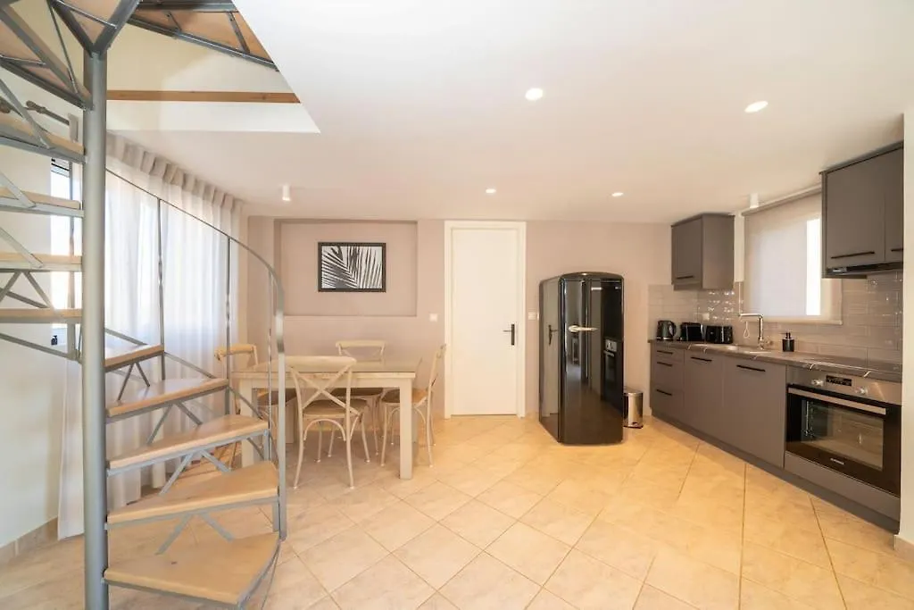 Seashell Luxury Residence - Apartment 2 Lixúri