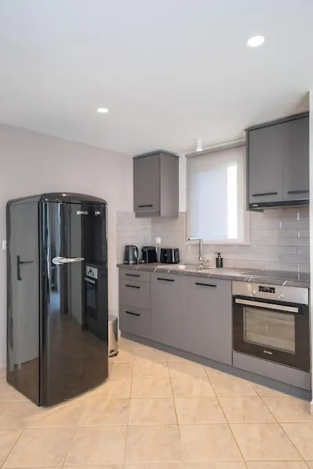 Seashell Luxury Residence - Apartment 2 Lixouri
